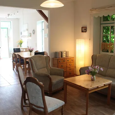 Large Aaprtment In Germany With Garden Apartment *