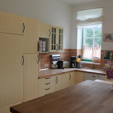 Apartment Large Aaprtment In Germany With Garden *